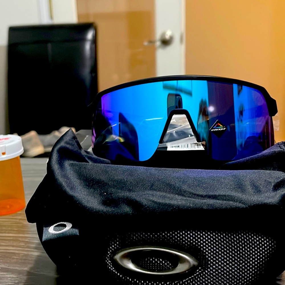 Oakley Sutro Lite Mens NWT